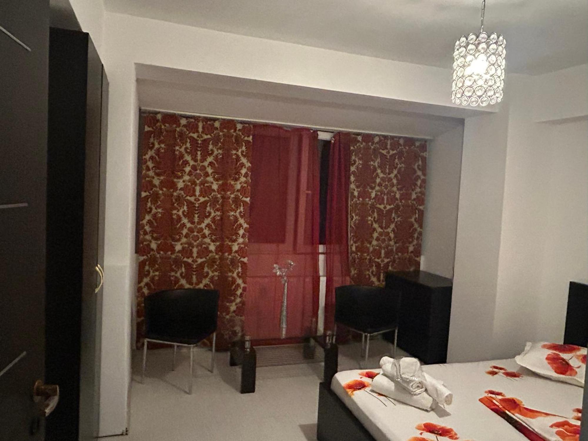 Enzso Residence Ap 2 Cam,Piata Natiunile Unite, Nr3-5,Bloc B2, Sc2, Et 1, Ap34 布加勒斯特 外观 照片