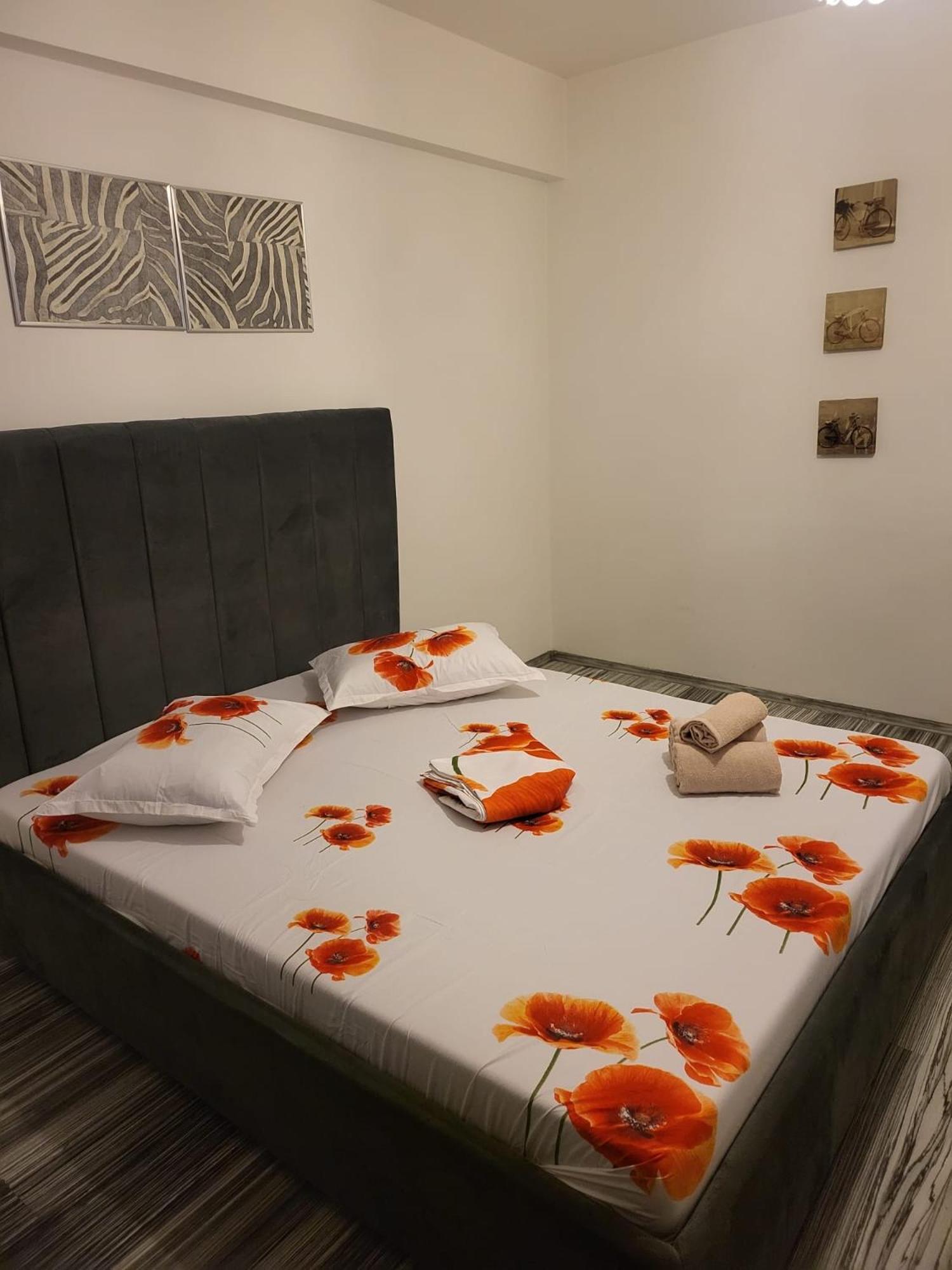 Enzso Residence Ap 2 Cam,Piata Natiunile Unite, Nr3-5,Bloc B2, Sc2, Et 1, Ap34 布加勒斯特 外观 照片