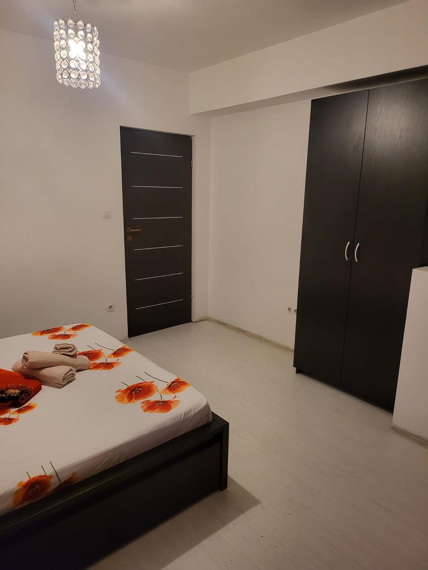 Enzso Residence Ap 2 Cam,Piata Natiunile Unite, Nr3-5,Bloc B2, Sc2, Et 1, Ap34 布加勒斯特 外观 照片