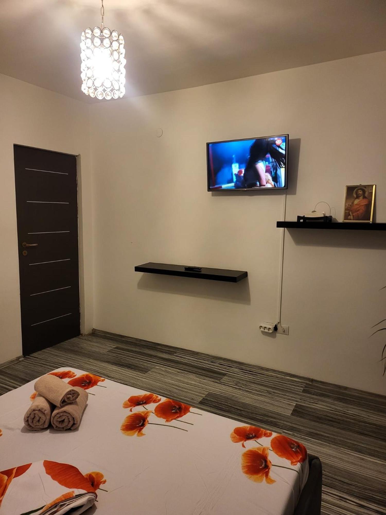 Enzso Residence Ap 2 Cam,Piata Natiunile Unite, Nr3-5,Bloc B2, Sc2, Et 1, Ap34 布加勒斯特 外观 照片